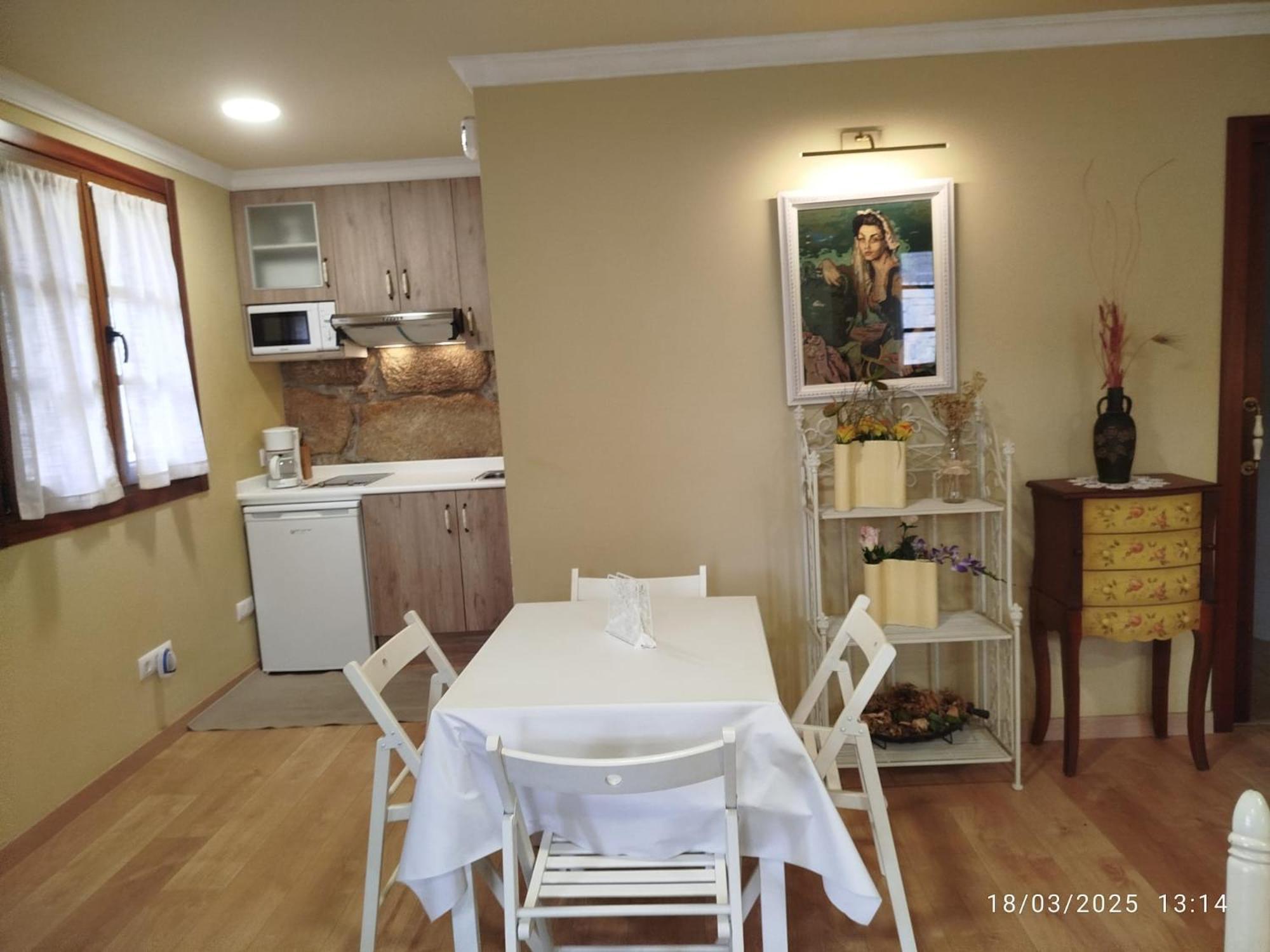 O Apartamento Do Xanza, Ideal Para Parejas Adaptado Movilidad Reducida Meis Bagian luar foto